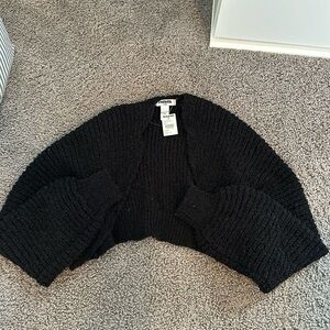 !Brand new with tags! Tilly’s black shrug/cardigan